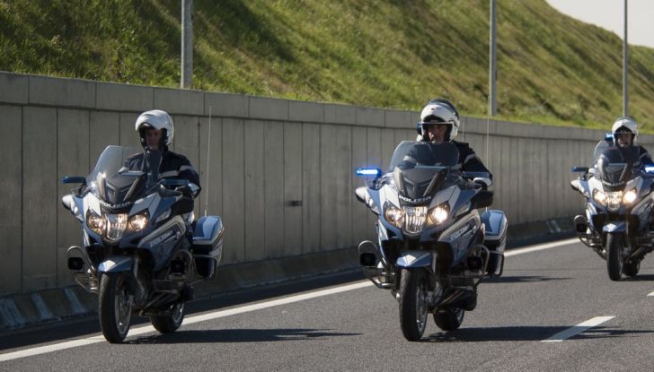 BMW Italia e Polizia Stradale: 278 auto e 240 moto - Foto 2 di 9