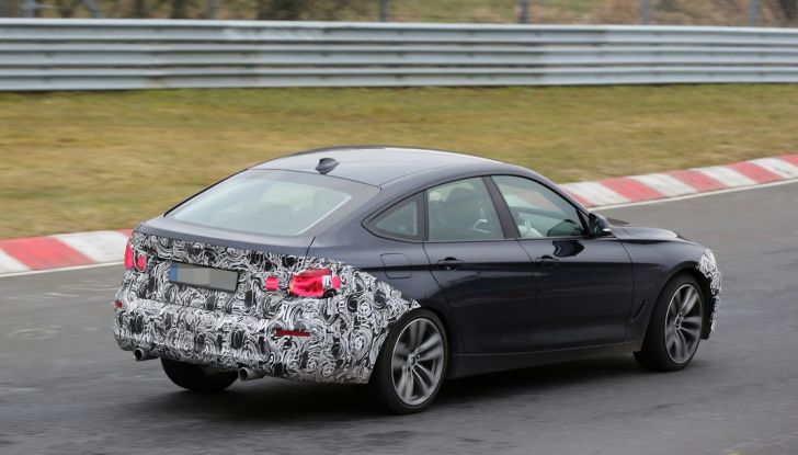 BMW Serie 3 GT, foto spia dei test al Nürburgring - Foto 11 di 16
