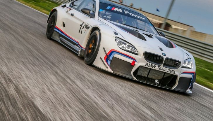 BMW Team Italia scende in pista con la M6 GT3 (2)