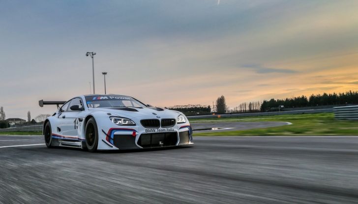 BMW Team Italia scende in pista con la M6 GT3 (4)