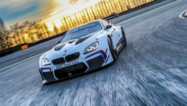 BMW Team Italia scende in pista con la M6 GT3 (7)
