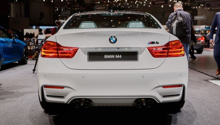 BMW M4 live ginevra 2016