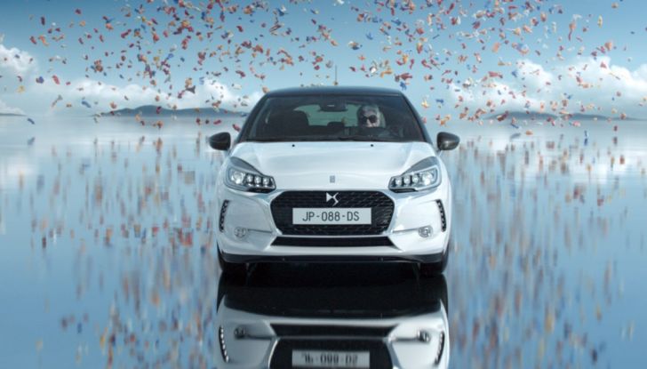 Nuova DS 3: campagna pubblicitaria con Iris Apfel - Foto 11 di 11