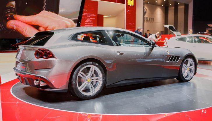 Ferrari GTC4 Lusso live Ginevra 2016