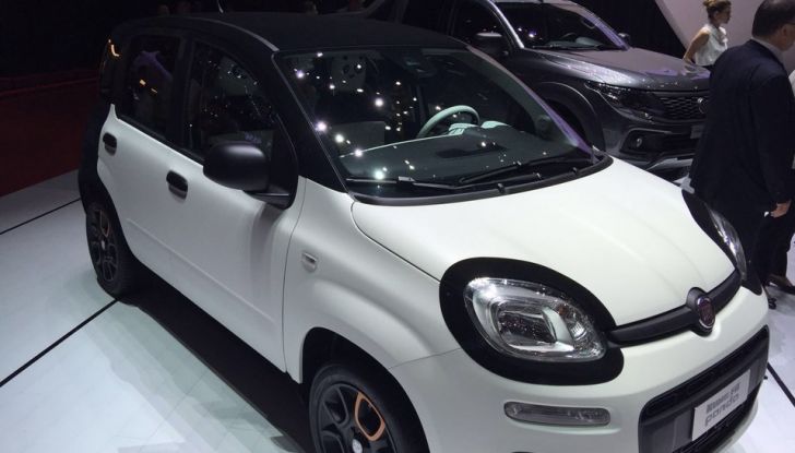 Fiat Kung Fu Panda, 3/4 frontale laterale destro dall'alto.