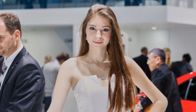 Le ragazze più belle del Salone di Ginevra 2016