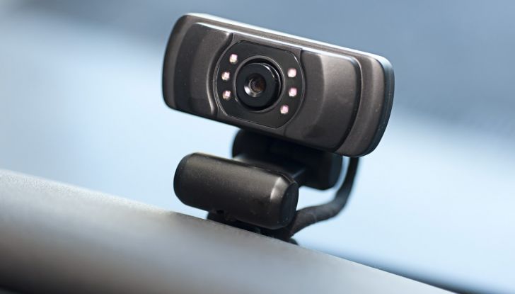 Erasmus: ora una telecamera controlla il guidatore analizzando la pupilla - Foto 5 di 10