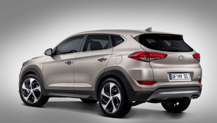 Hyundai Tucson con nuovo motore 1.7 CRDi e cambio 7DCT - Foto 10 di 10