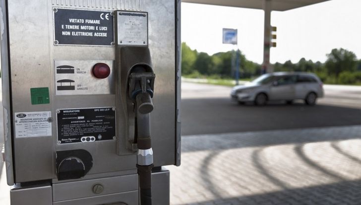 Rifornimento metano self service attivo da marzo - Foto 16 di 24