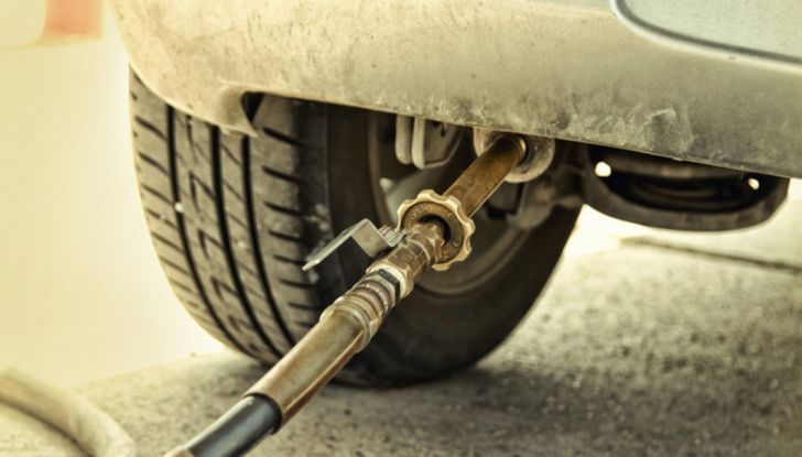 Rifornimento metano self service attivo da marzo - Foto 11 di 24