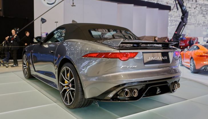 Jaguar F-Type SVR: ancora più potente - Foto 6 di 19