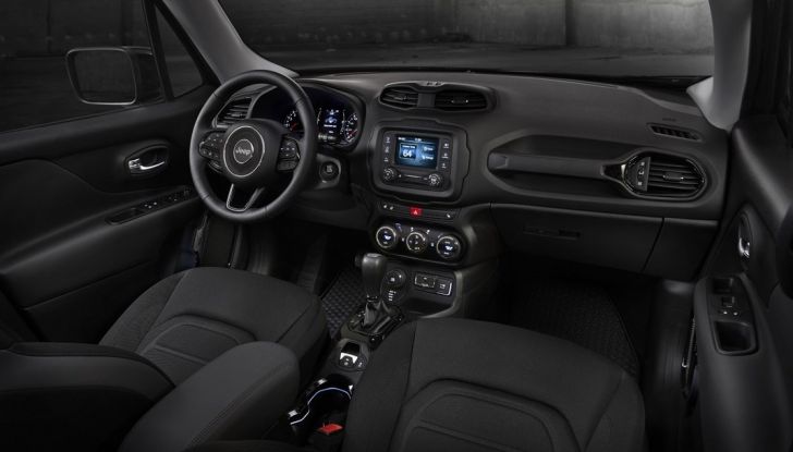 Jeep Renegade Dawn of Justice - Foto 7 di 11
