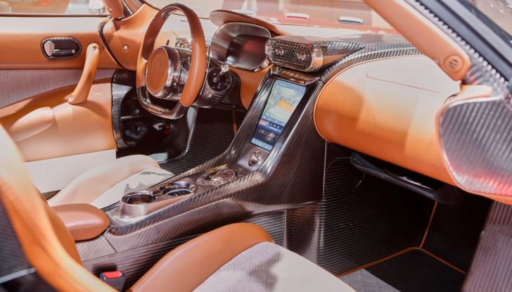 Koenigsegg Regera, sportiva estrema da 1.500 cavalli - Foto 20 di 24