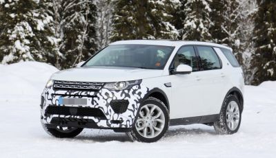 Land Rover Discovery Sport, immagini spia della nuova versione