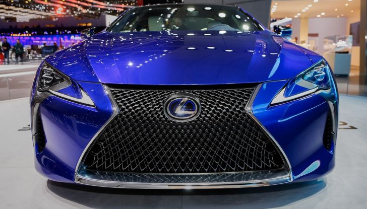 Lexus LC500H live ginevra 2016