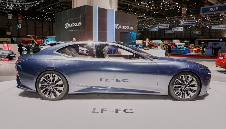 Lexus LF-FC live ginevra 2016