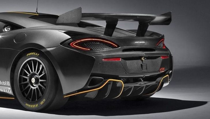 McLaren 570S GT4 - Foto 4 di 10