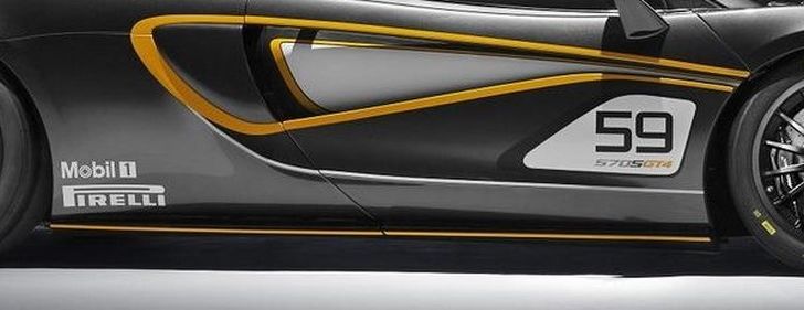 McLaren 570S GT4 - Foto 8 di 10