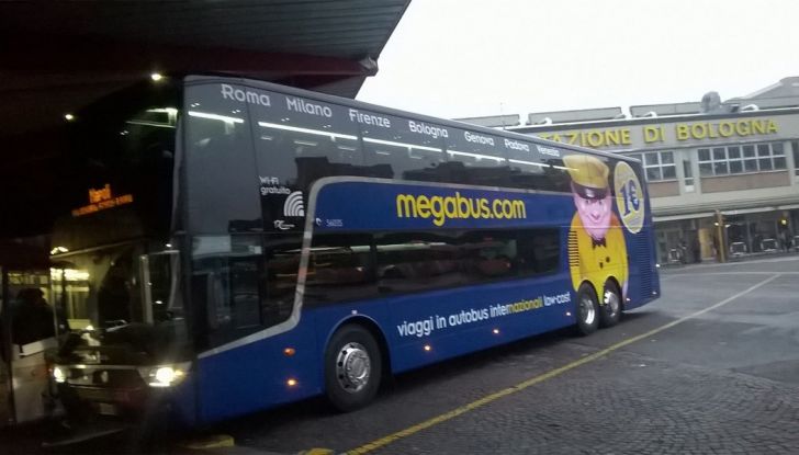 Megabus: per i passeggeri buoni sconto nei ristoranti Hard Rock Cafe - Foto 4 di 10