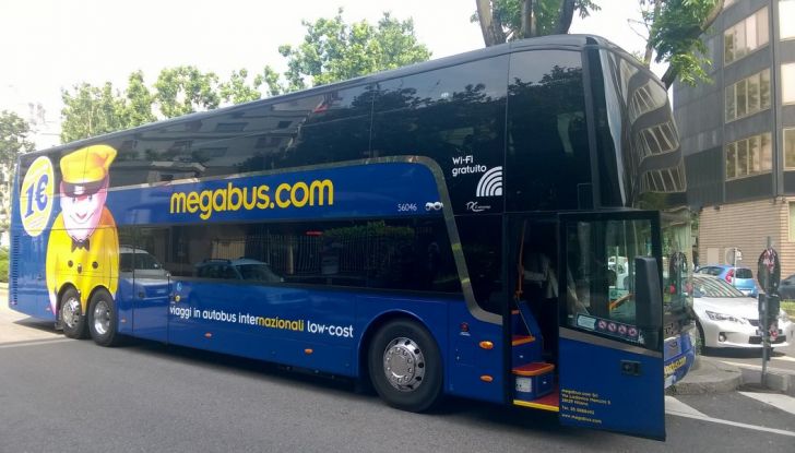 Megabus: per i passeggeri buoni sconto nei ristoranti Hard Rock Cafe - Foto 2 di 10