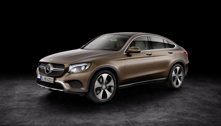 Mercedes GLC coupè debutta al salone di New York - Foto 20 di 22