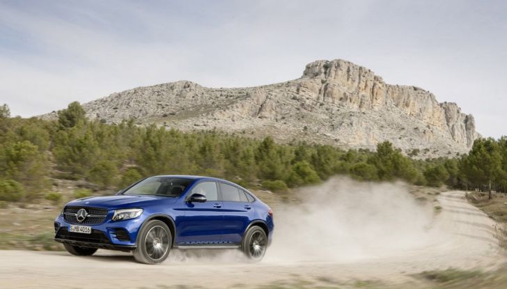 Mercedes GLC coupè debutta al salone di New York - Foto 9 di 22