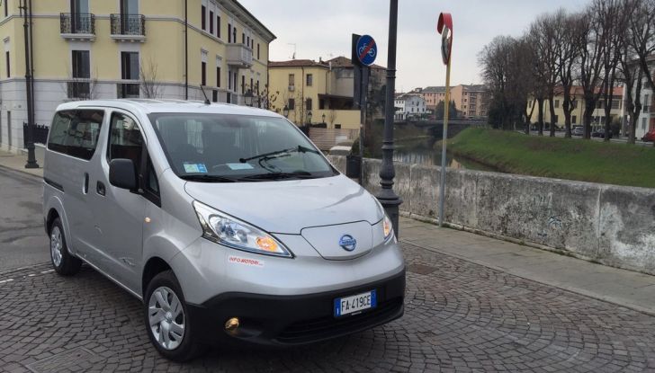 Nissan e-NV200 Combi Bus: la prova su strada dell’elettrico al 100% - Foto 10 di 20