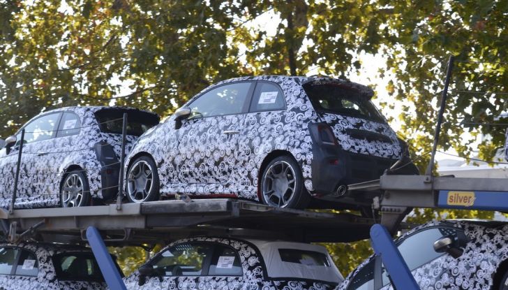 Nuova Abarth 500 spiata durante i test sulla neve