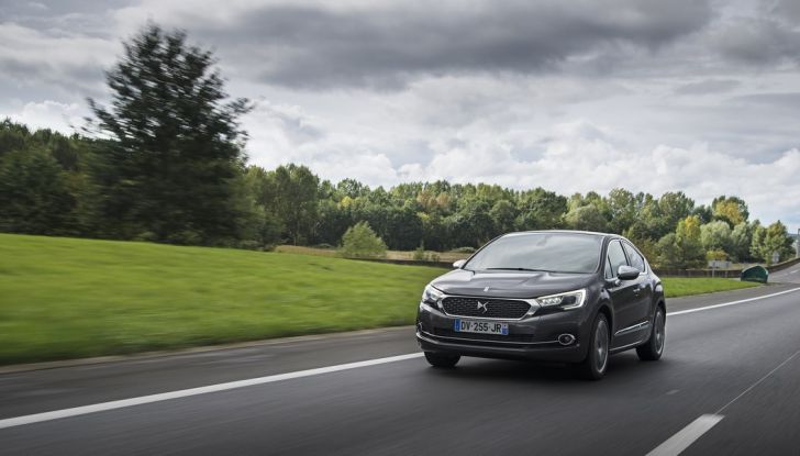 Nuova DS 4: il fascino del BlueHDi 100 - Foto 11 di 12