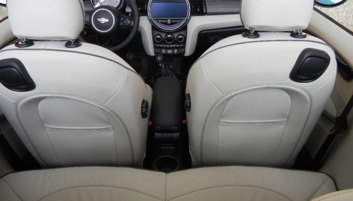 Nuova Mini Cabrio test drive