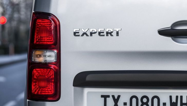 Nuovo Peugeot Expert, il marchio del Leone torna nel mercato dei veicoli commerciali - Foto 15 di 20