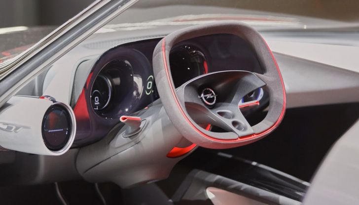 Opel GT Concept: a Ginevra la sportiva del futuro - Foto 17 di 20