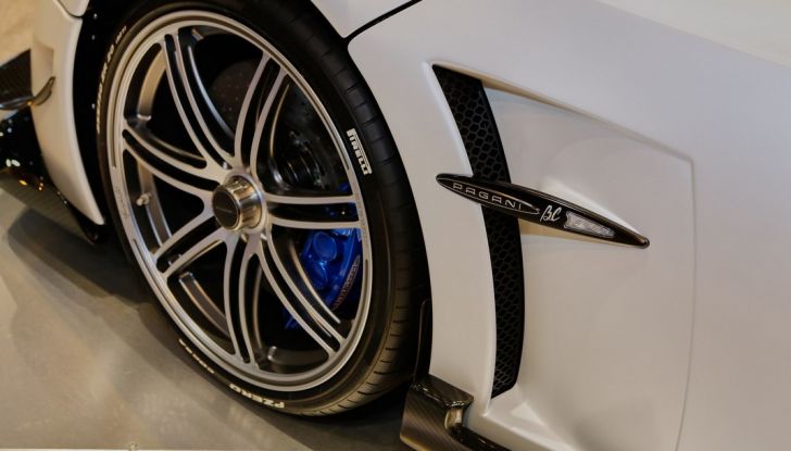 Pagani Huayra BC, edizione limitata a 20 pezzi da 750 CV - Foto 5 di 21