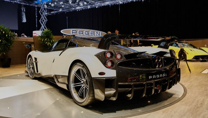 Pagani Huayra BC, edizione limitata a 20 pezzi da 750 CV - Foto 17 di 21