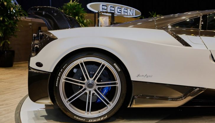Pagani Huayra BC, edizione limitata a 20 pezzi da 750 CV - Foto 19 di 21