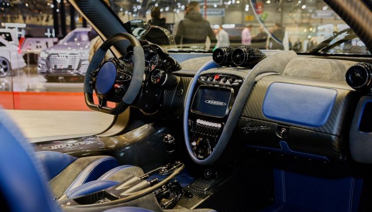 Pagani Huayra BC, edizione limitata a 20 pezzi da 750 CV - Foto 9 di 21