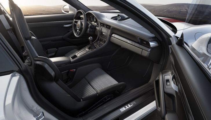 Nuova Porsche 911 R - Foto 11 di 16