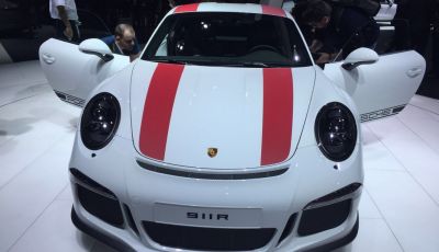 Nuova Porsche 911 R
