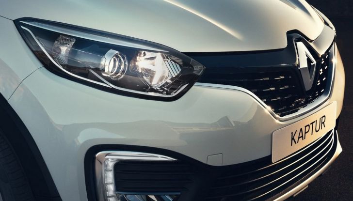 Renault Kaptur: nuovo crossover 4×4 per la Russia - Foto 12 di 15