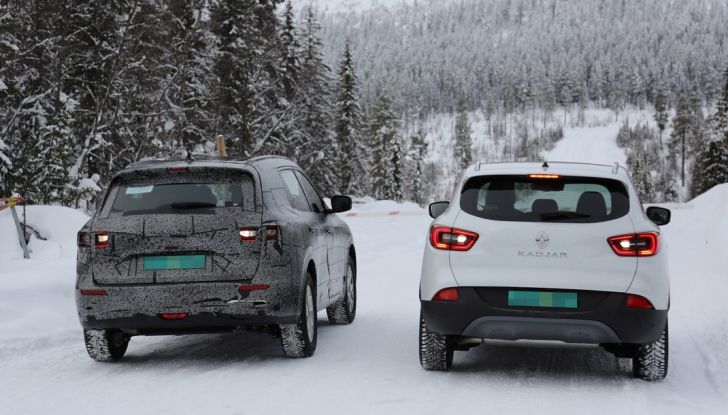 Renault Maxthon prime foto spia del nuovo SUV francese - Foto 16 di 22
