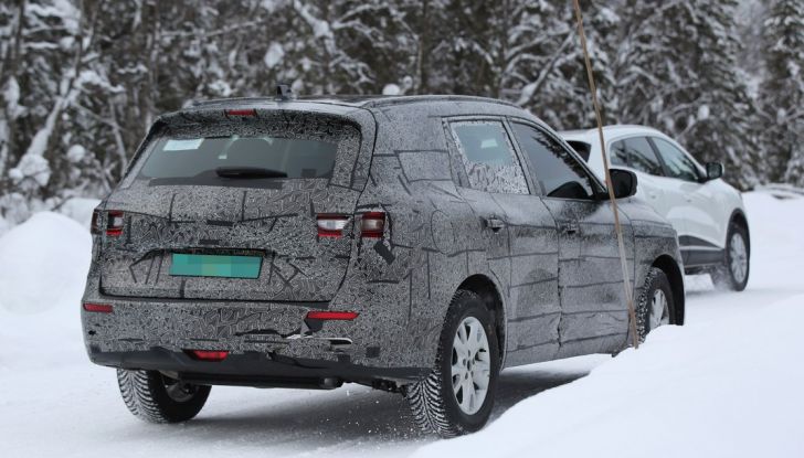 Renault Maxthon prime foto spia del nuovo SUV francese - Foto 3 di 22