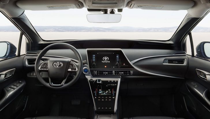 Toyota Mirai è “World Green Car” 2016 - Foto 4 di 10