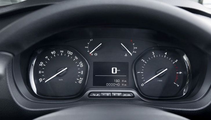 Toyota Proace City: il nuovo minivan debutta sul mercato - Foto 6 di 14