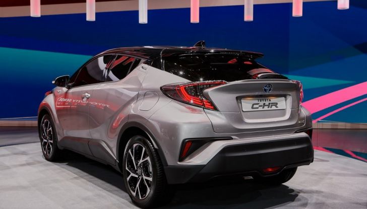 Toyota C-HR, potrebbe diventare la Auris Cross - Foto 3 di 18