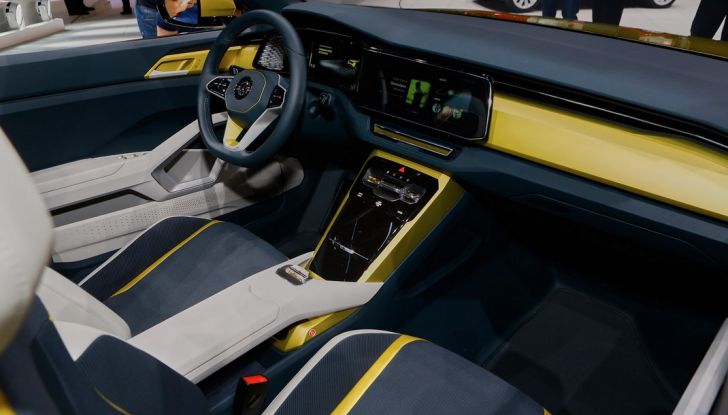 Volkswagen T-Cross Breeze: il prototipo a Ginevra 2016 - Foto 3 di 21