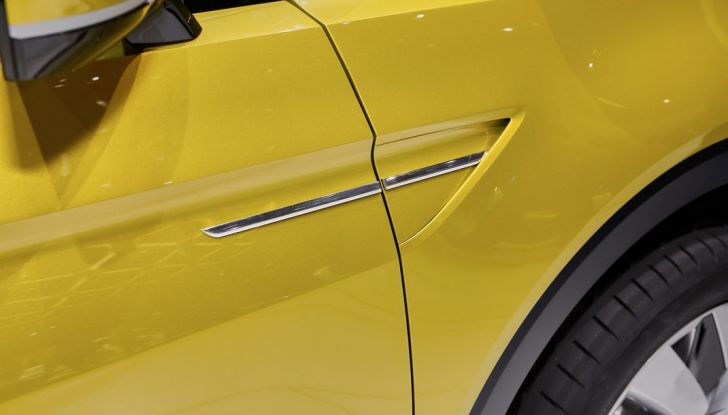 Volkswagen T-Cross Breeze: il prototipo a Ginevra 2016 - Foto 14 di 21