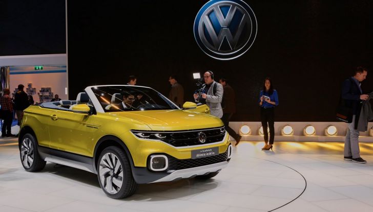 Volkswagen T-Cross Breeze: il prototipo a Ginevra 2016 - Foto 16 di 21