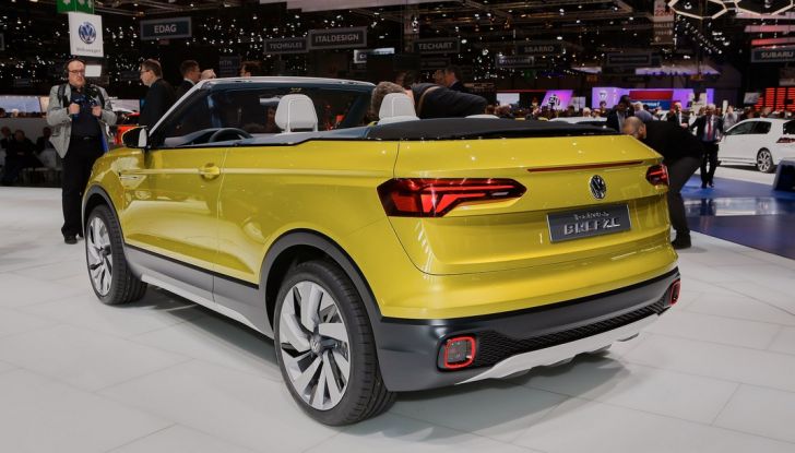 Volkswagen T-Cross Breeze: il prototipo a Ginevra 2016 - Foto 8 di 21