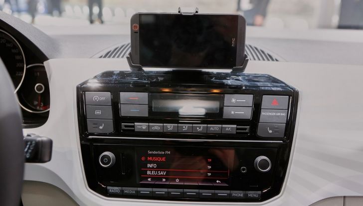 Nuova Volkswagen Up live Ginevra 2016