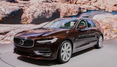 Nuova Volvo V90, motorizzazioni e dati ufficiali